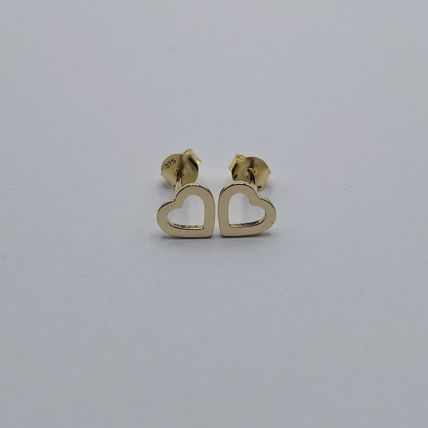 9ct Heart Studs