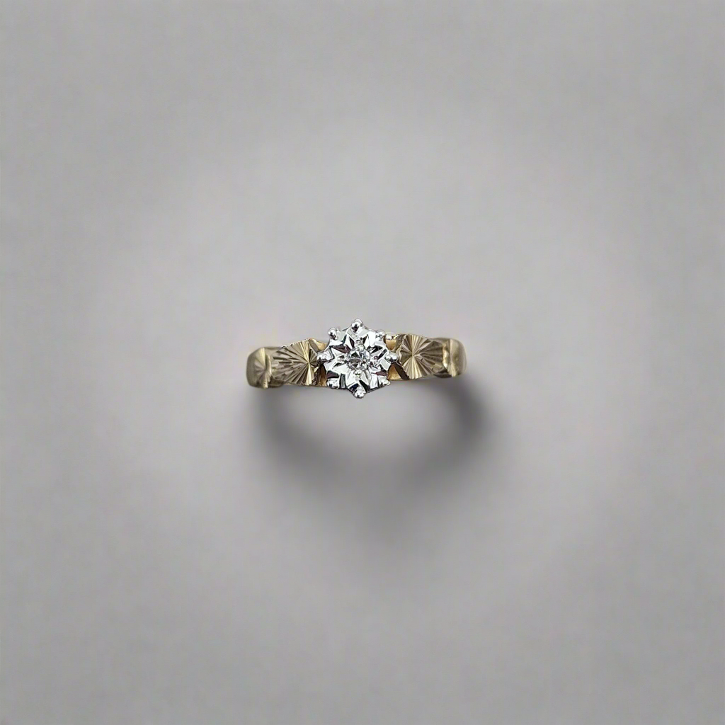 Vintage Illusion set solitaire 9ct & Diamond