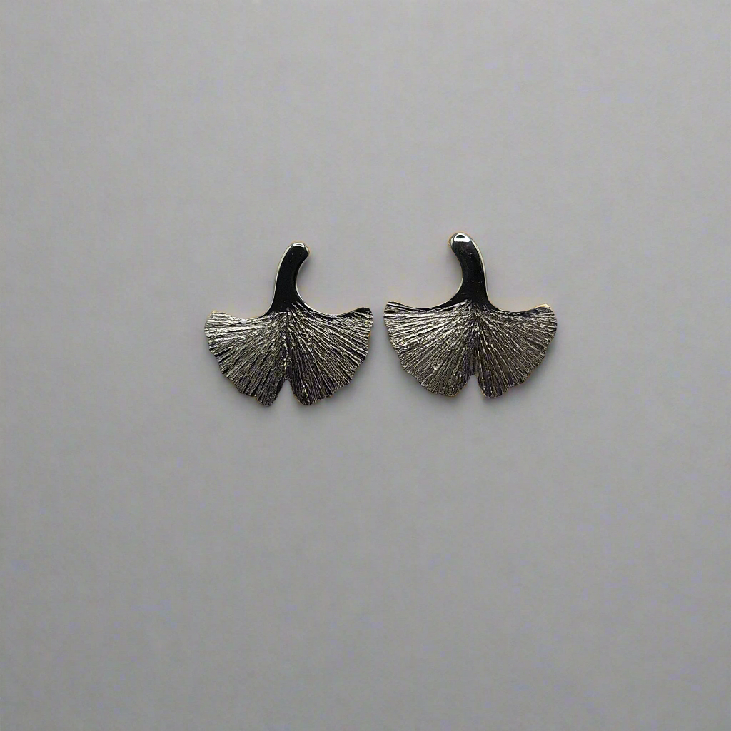 Silver Gingko leaf stud earrings nz