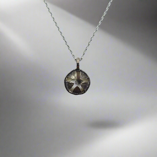 Mānuka Pendant