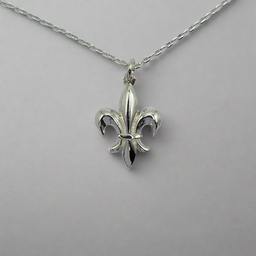 Sterling silver fluer di lis necklace nz