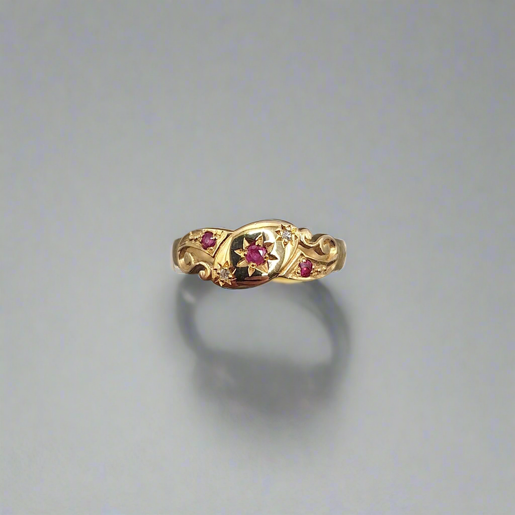 Vintage star set Ruby diamond ring 18ct