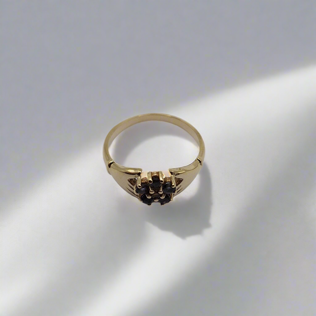 9ct Claddagh Ring