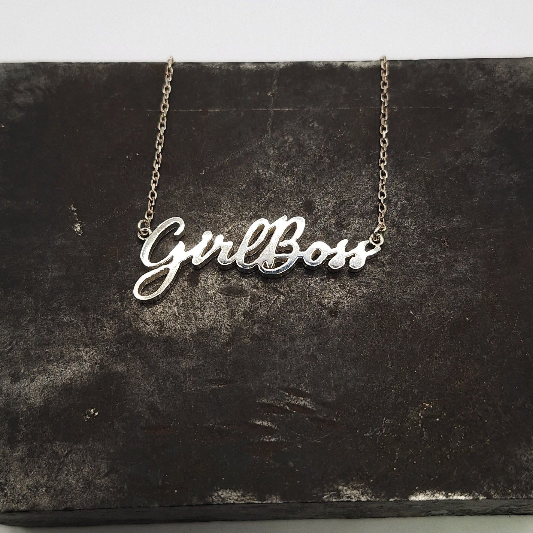 Sterling silver GIRLBOSS necklace 