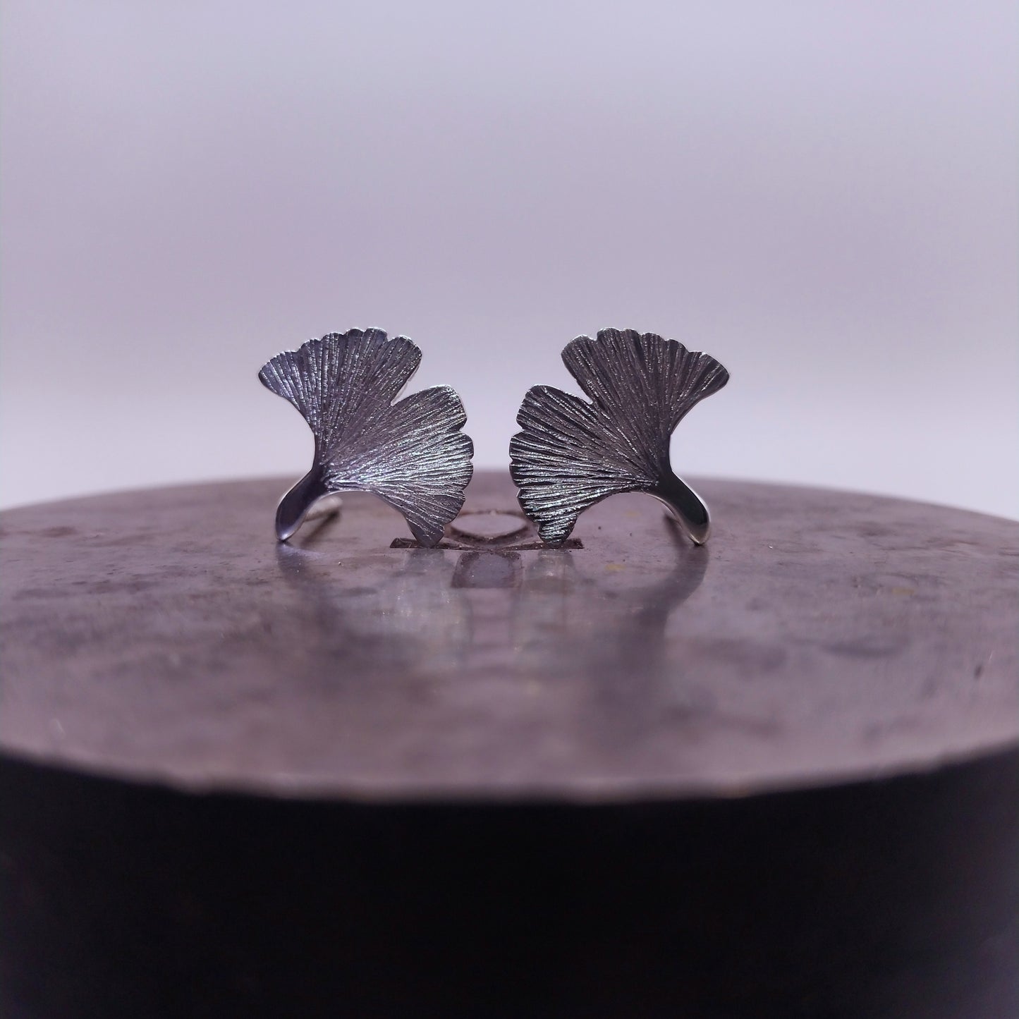 Nz silver gingko stud earrings 