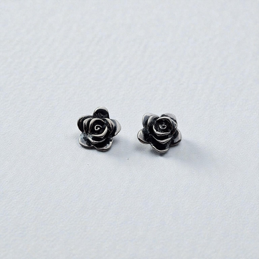 Rose studs