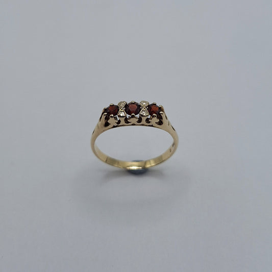 1980s 9ct London Bridge ring