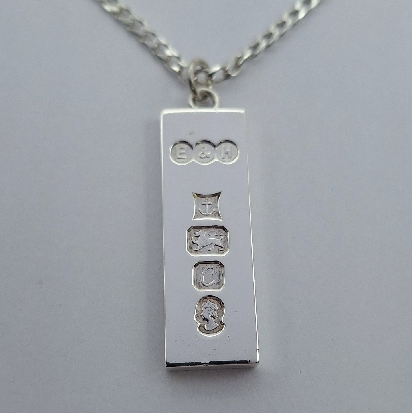 English hallmarked ingot pendant.  Jubilee stamp.  