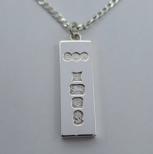 English hallmarked ingot pendant.  Jubilee stamp.  