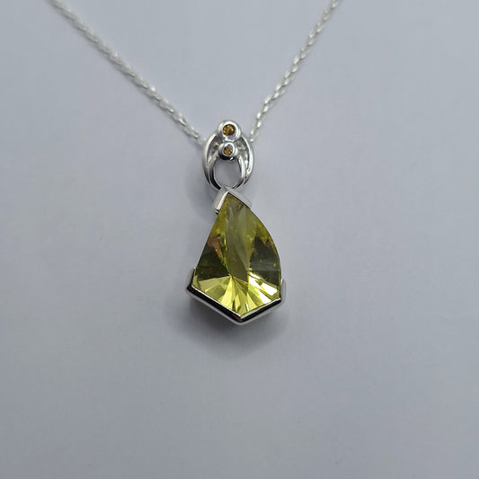 B&S Peridot pendant
