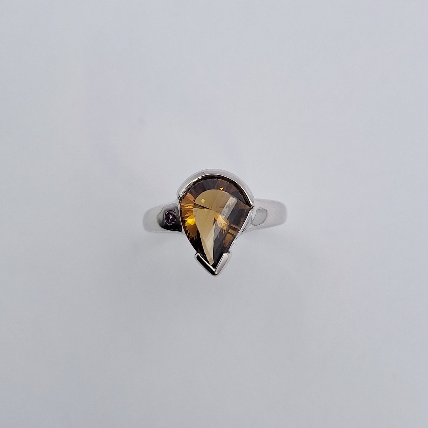 B&S Golden Quartz ring