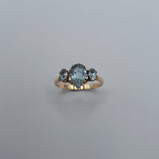 Antique 18ct Blue Topaz ring