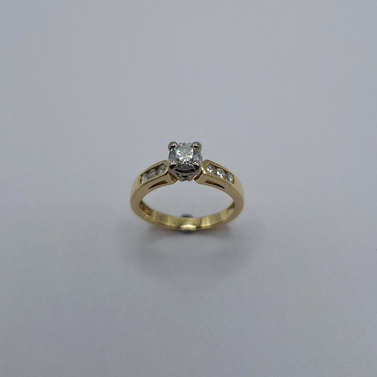 18ct diamond solitaire
