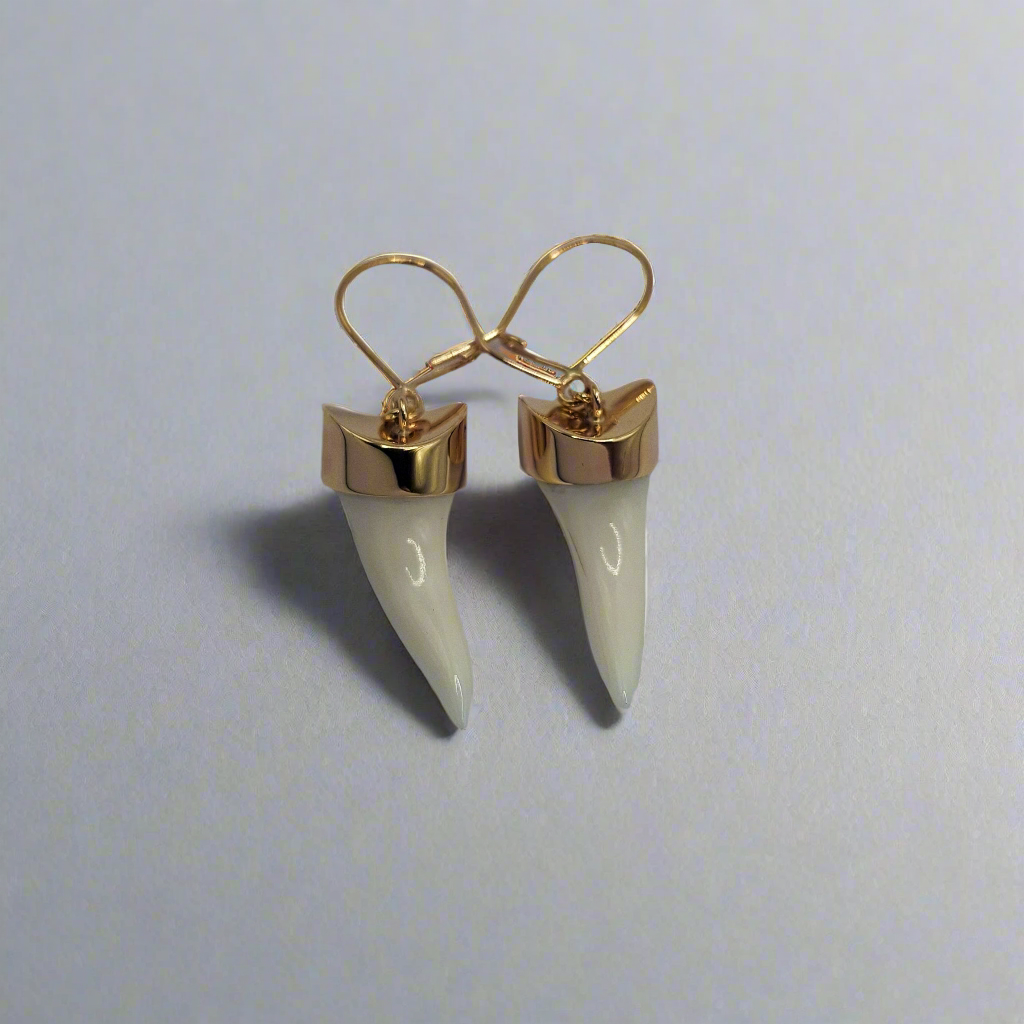 9ct gold handmake mako teeth earrings 